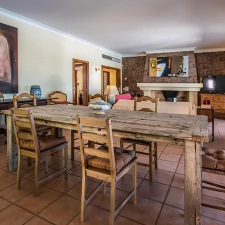 Villa Mujeira Fonte da Murta