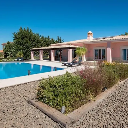 Villa Mujeira Fonte da Murta