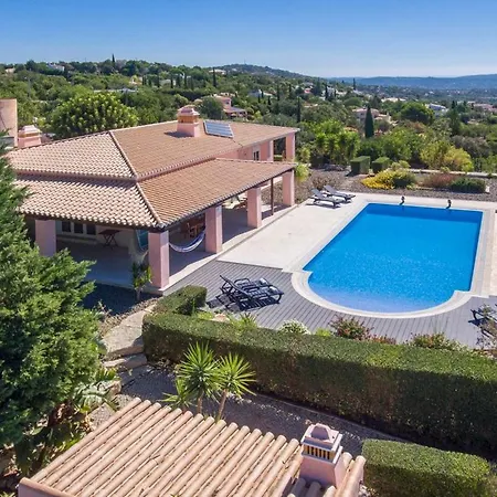 Villa Mujeira Fonte da Murta